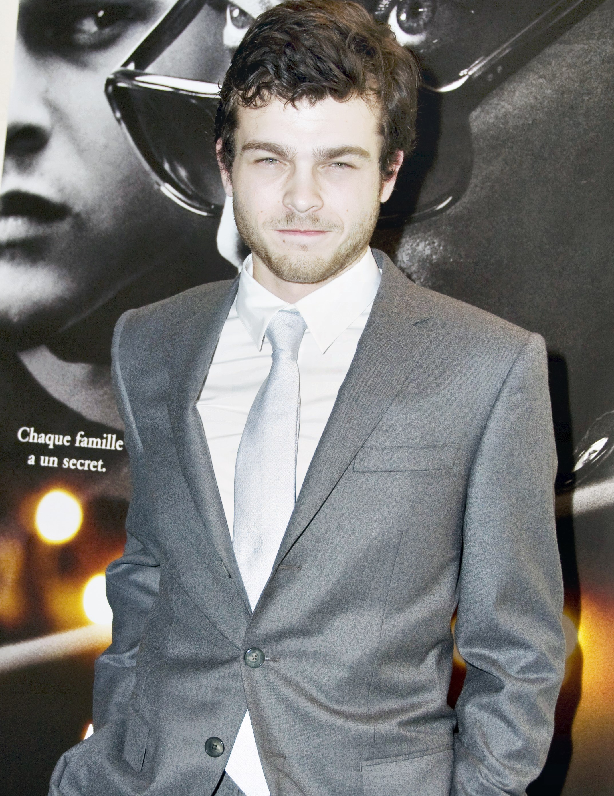 alden-ehrenreich-wallpapers