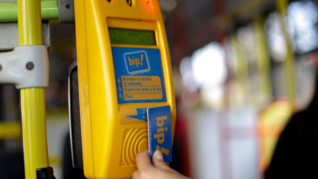 Tarjeta-Bip-en-totem