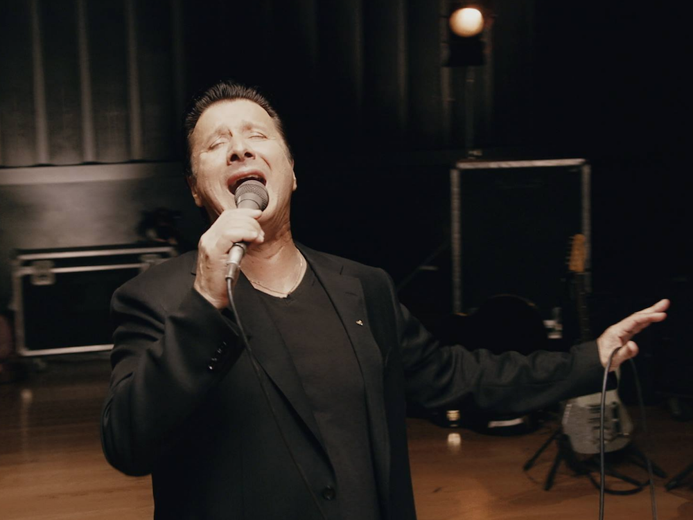 steve-perry-cover-have-yourself-merry-christmas-listen