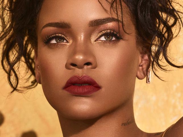 rihanna-ojos-maquillaje-kErE-U60195516646qBF-644x483@MujerHoy