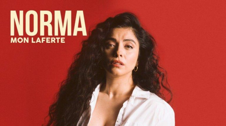 mon laferte cueca