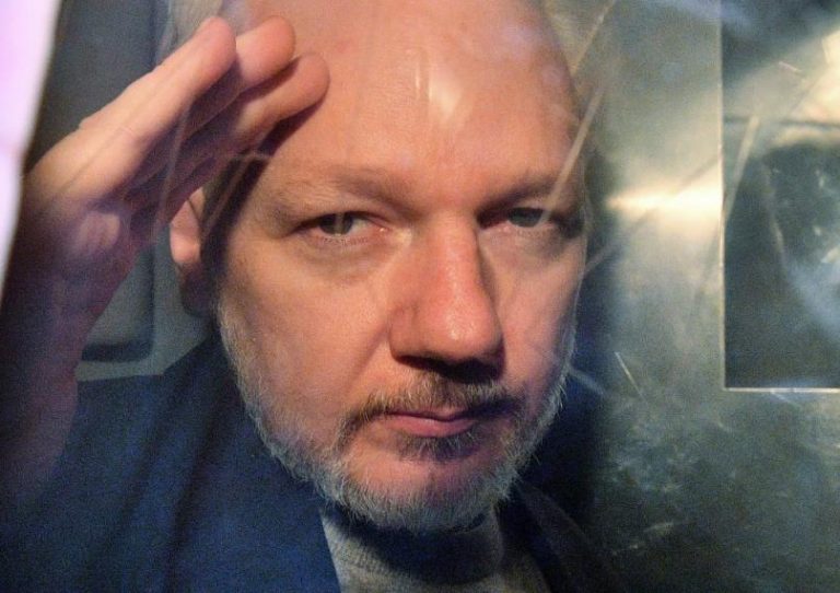 jualian assange 2019 extradicion
