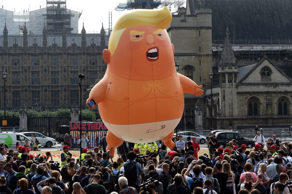 baby trump manifestacion