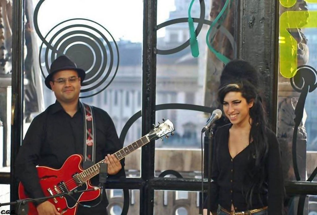 guitarrista amy winehouse
