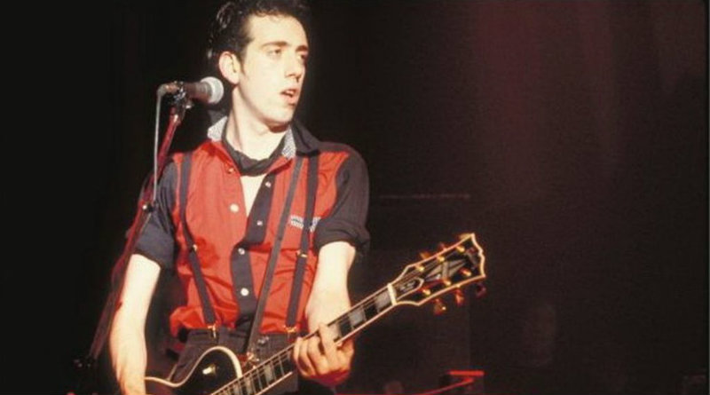 mick jones cumpleaños