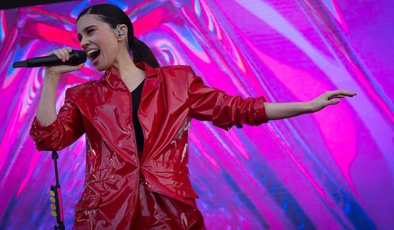 javiera mena mujer contra mujer