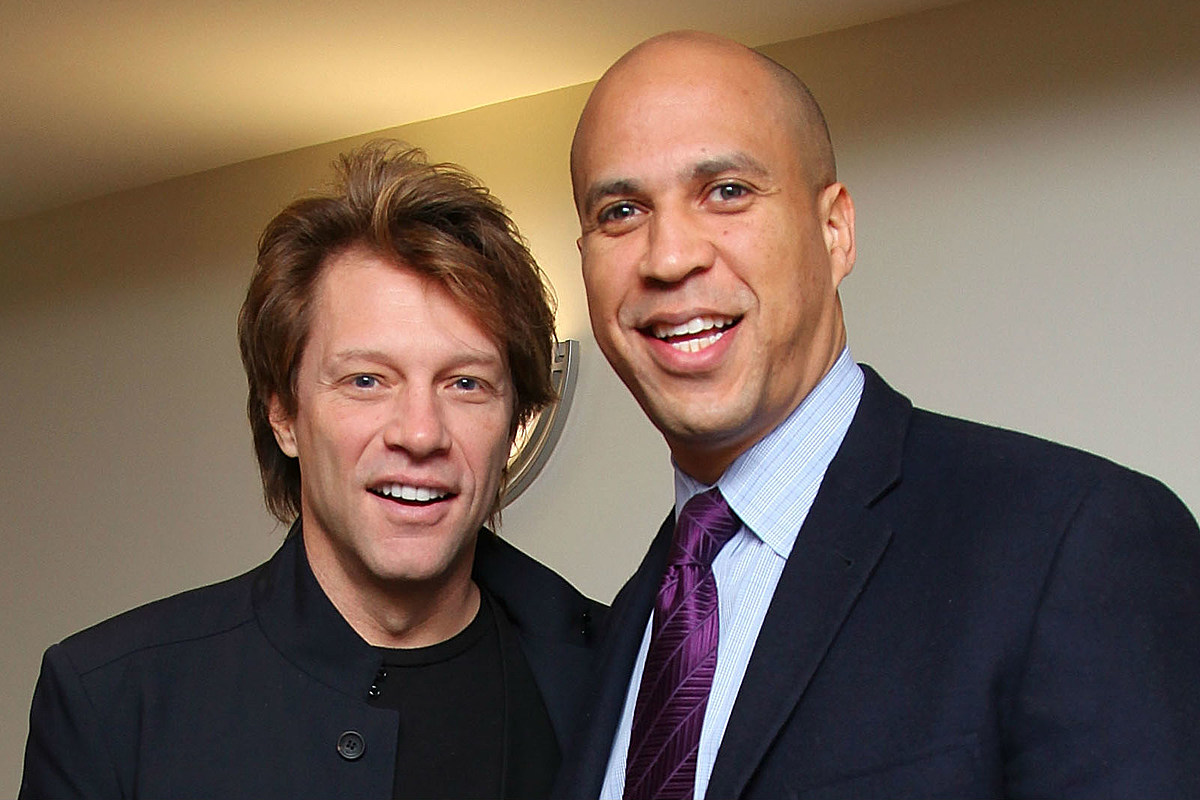 Bon Jovi fondos Cory Booker