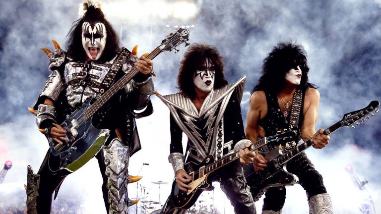 kiss chile