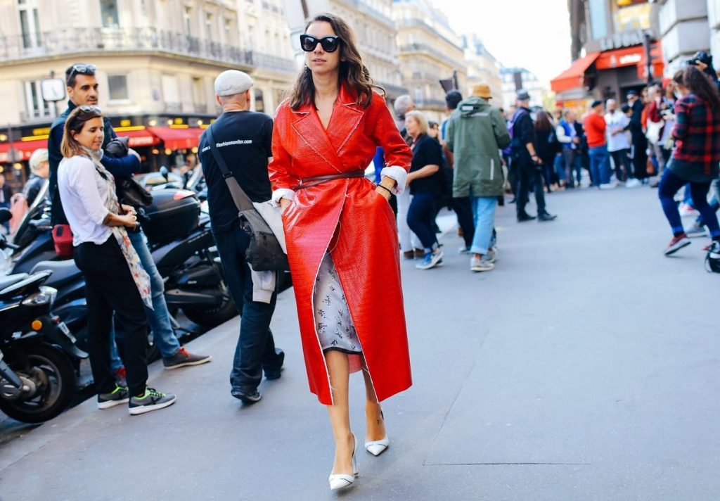 color aumento de sueldo, color suerte en primera cita