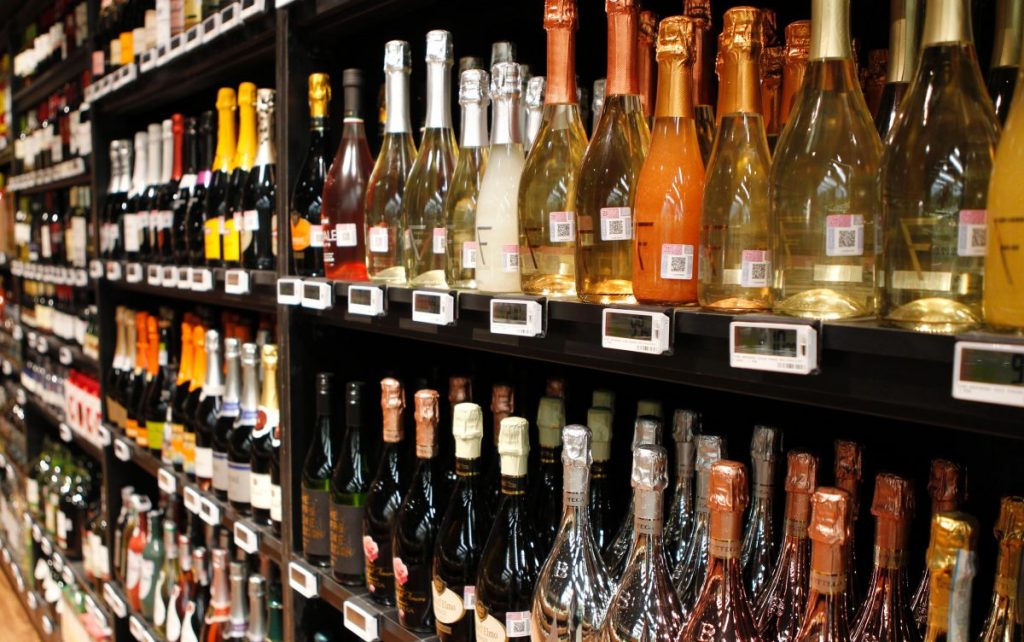 venta de alcohol las condes