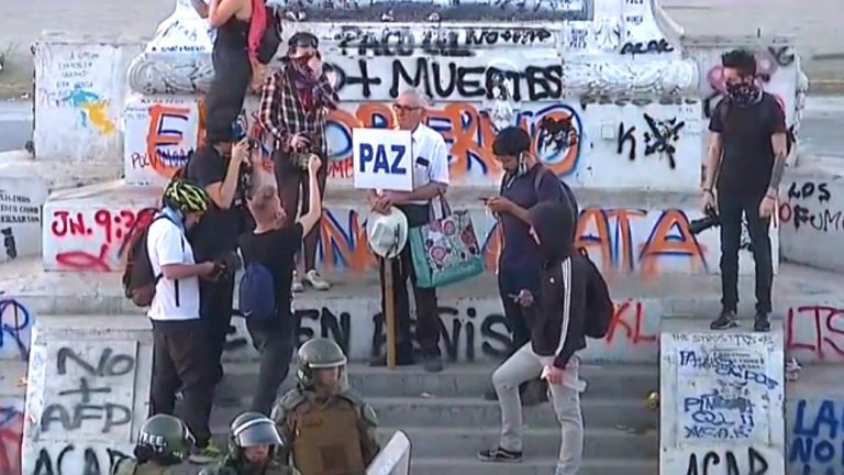 ABUELITO PAZ PLAZA ITALIA