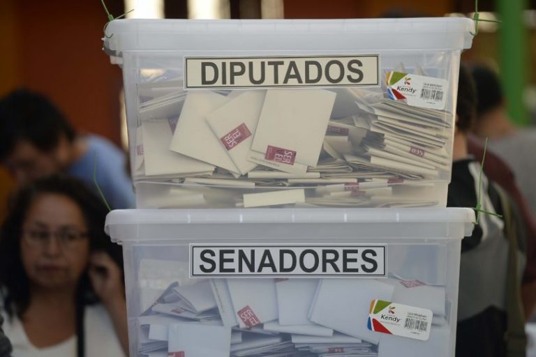 limite reeleccion parlamentarios chile