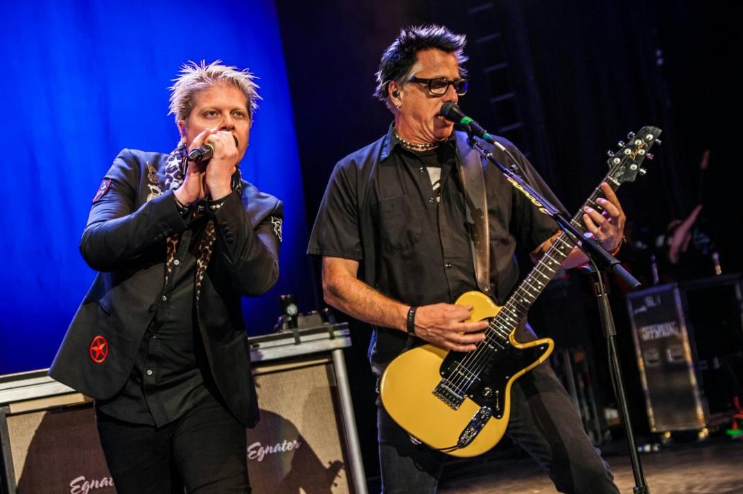 https://www.rockandpop.cl/wp-content/uploads/2020/01/concierto-acustico-the-offspring.jpg