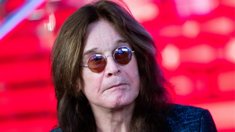 Ozzy Osbourne cancela gira en Norteamérica para tratar su Parkinson