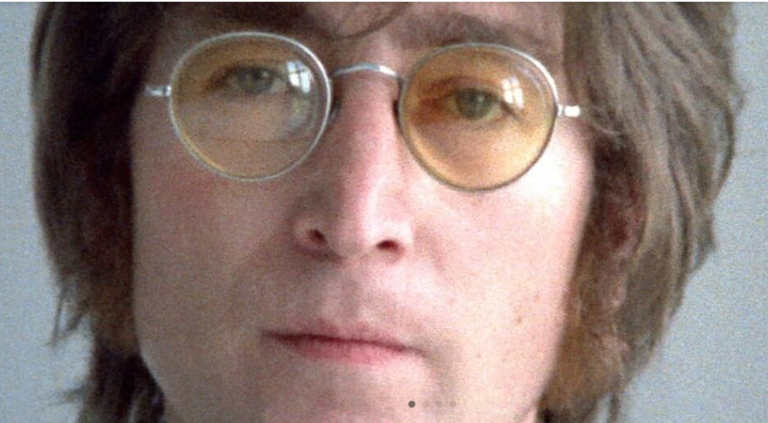 John Lennon revive gracias a libro que narra su relación con su familia