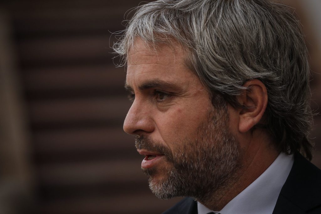 Frente Amplio va a presentar acusación constitucional contra Blumel