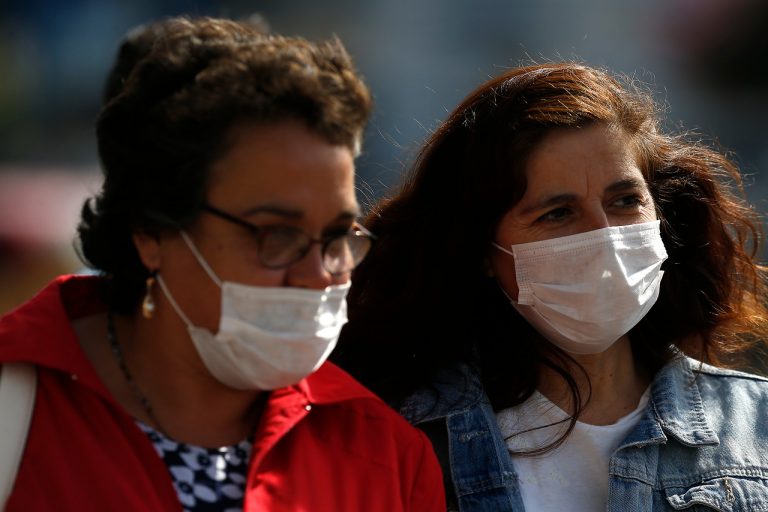 El 58% de los chilenos cree que el país no está preparado para el coronavirus según cadem