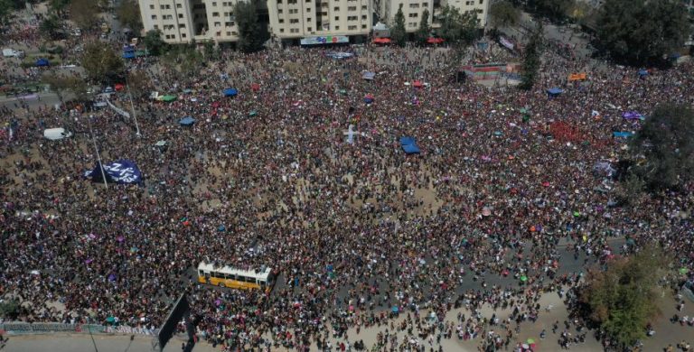 8M: Las conclusiones de autoridades y Carabineros acerca de la marcha