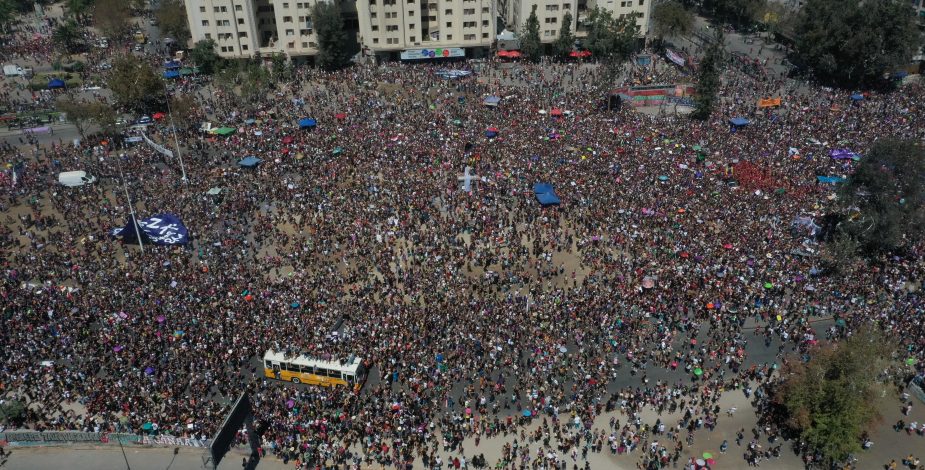 8M: Las conclusiones de autoridades y Carabineros acerca de la marcha