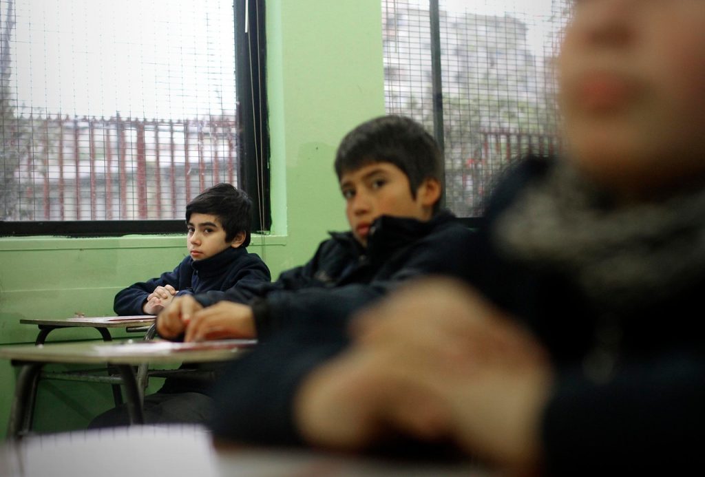 Expertos le piden al Mineduc suspender el SIMCE por coronavirus