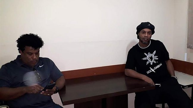 Ronaldinho Gaucho se encuentra sometido a la justicia paraguaya