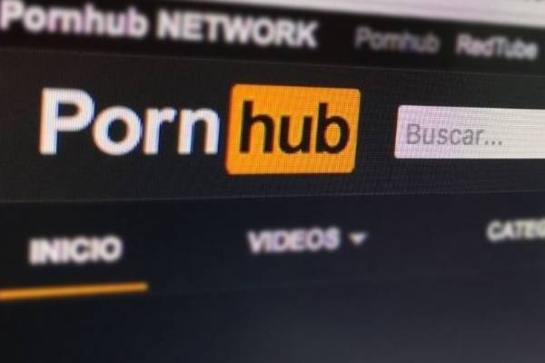 Pornhub SHAKEDOWN publica su primera película no pornográfica
