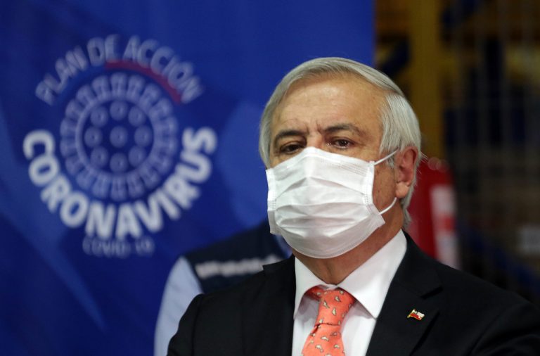 Ministro Mañalich anuncia nueva donación desde China