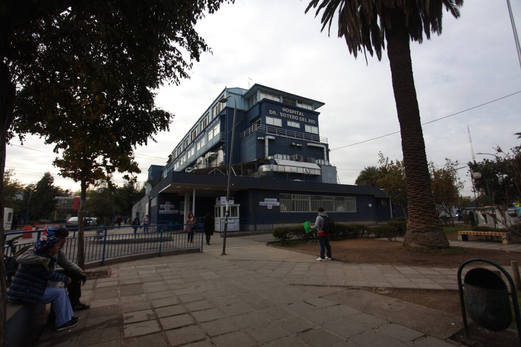 Funcionarias del Hospital Sótero del Río están contagiadas de covid-19