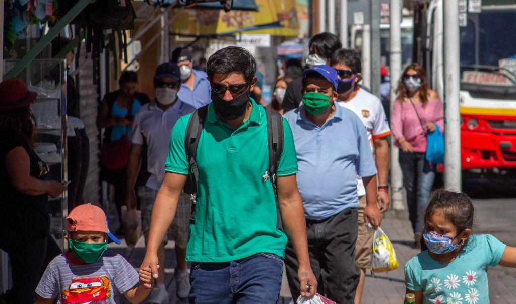 Pulso Ciudadano: 48% está en desacuerdo de suspender el plebiscito por la crisis sanitaria