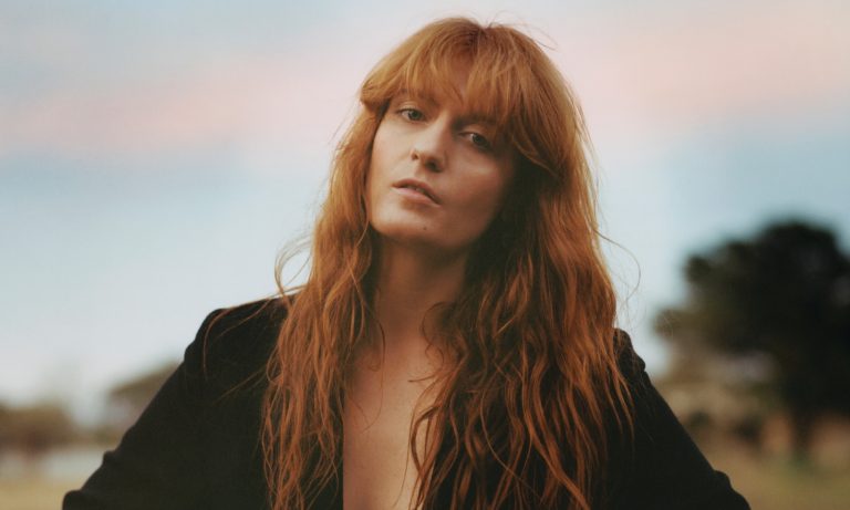 Florence & The Machine lanza nuevo single "Light of Love"