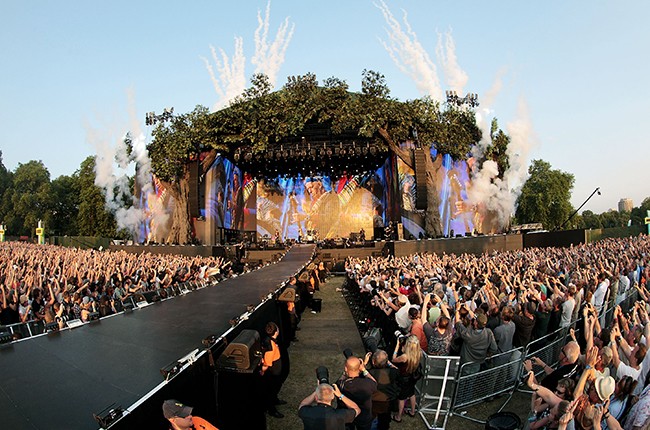 Foo Fighters Play Hyde Park