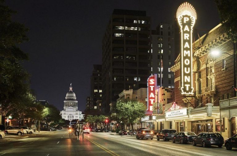 Texas reabrirá cines, restaurantes y retail desde este viernes