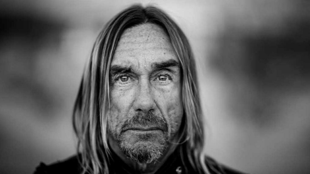 Iggy Pop celebró sus 73 años liberando cover de "Family Affair"