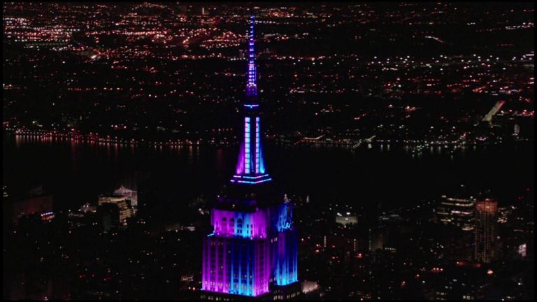 Empire State deslumbra con show de luces al ritmo de The Beatles