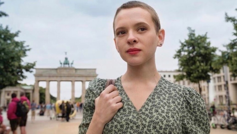 Libro que inspiró la popular serie "Poco Ortodoxa" será traducido al español