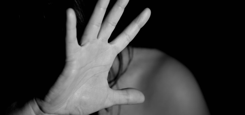 Llamadas al fono contra violencia a la mujer aumentaron un 70% en cuarentena