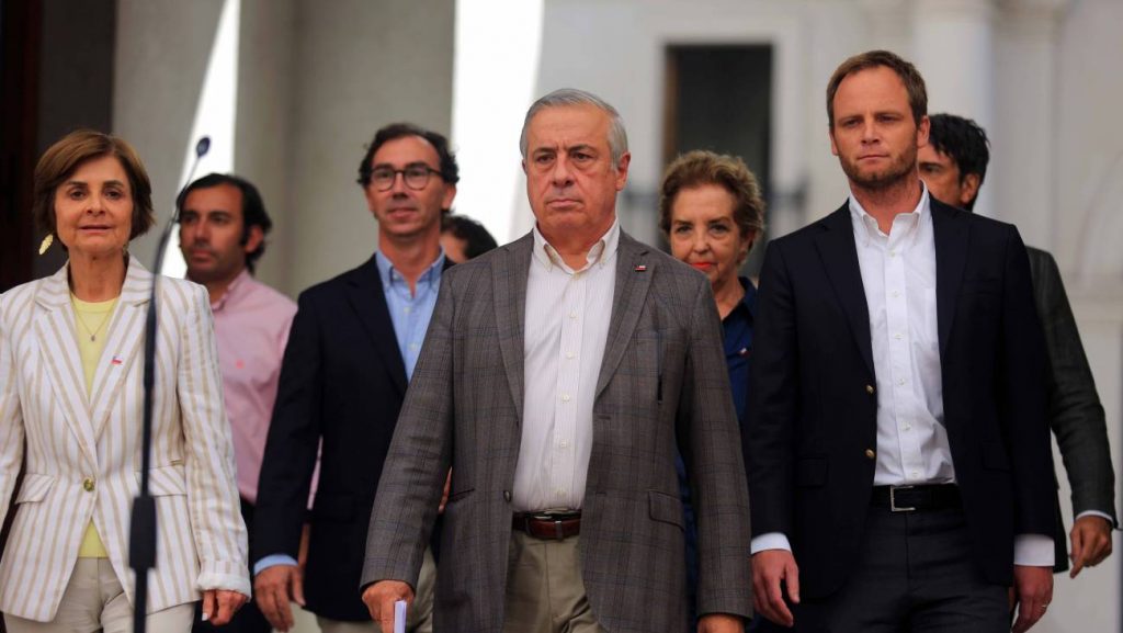 Cadem: un 69% está en desacuerdo con la "nueva normalidad"