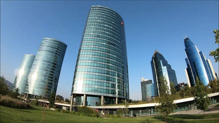 ¿Volverán a cuarentena? Aumentan contagios en comunas del sector oriente