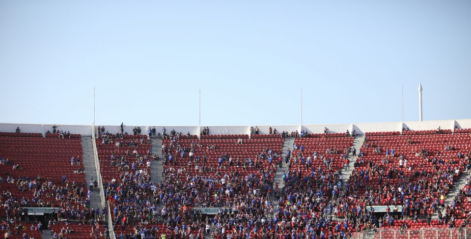 u de chile hinchas de carton