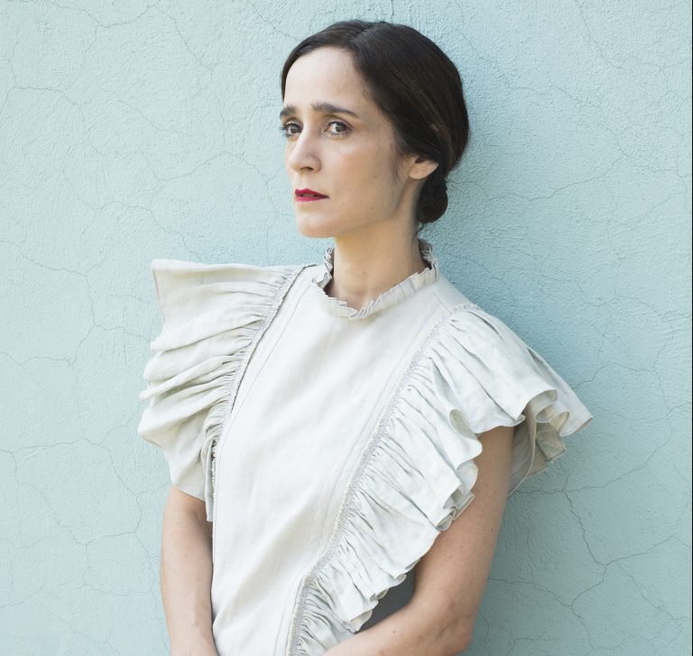 julieta venegas intimo live streaming