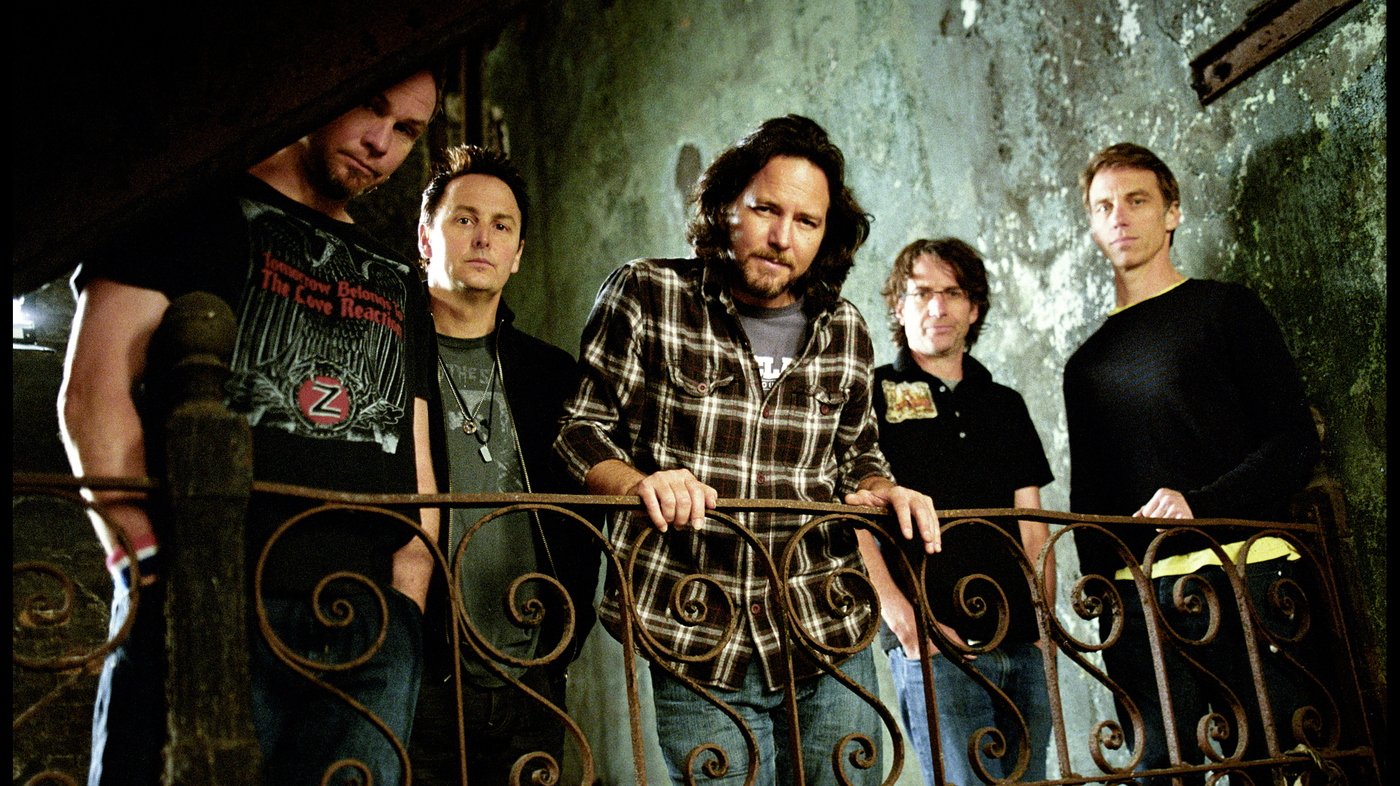 Pearl Jam Do The Evolution