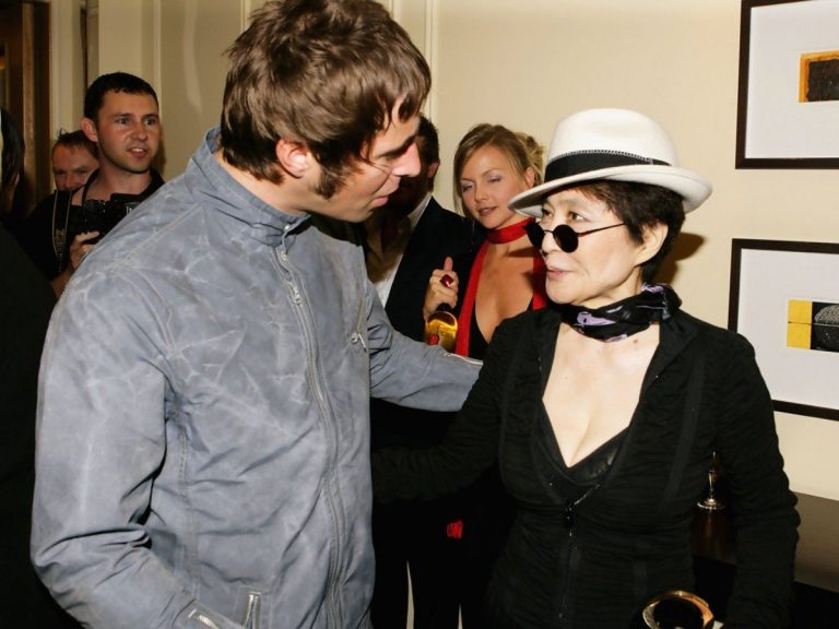 Liam Gallagher y Yoko Ono