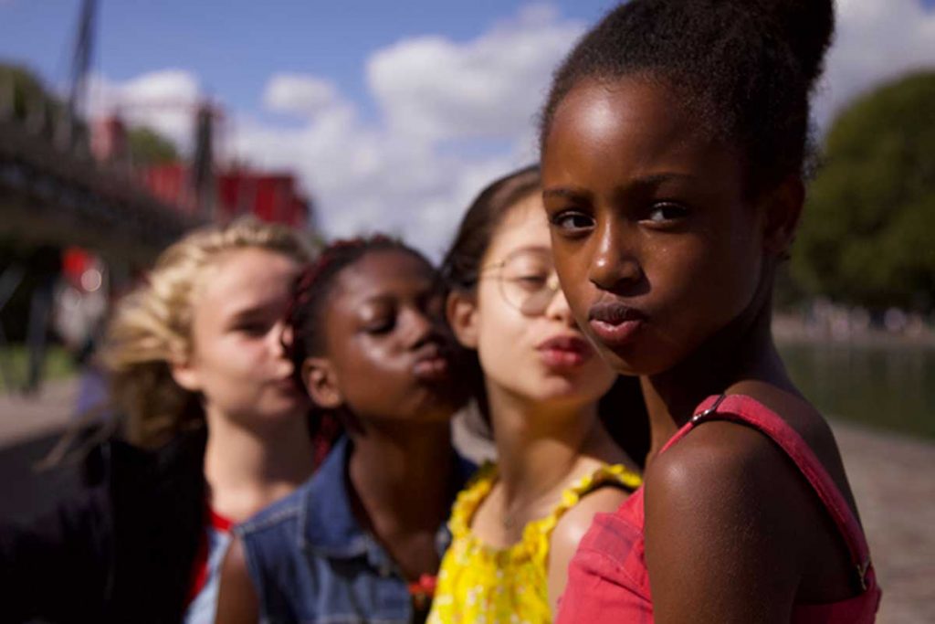 Netflix responde a las críticas: "Cuties" es un "comentario social" contra la sexualización de niños