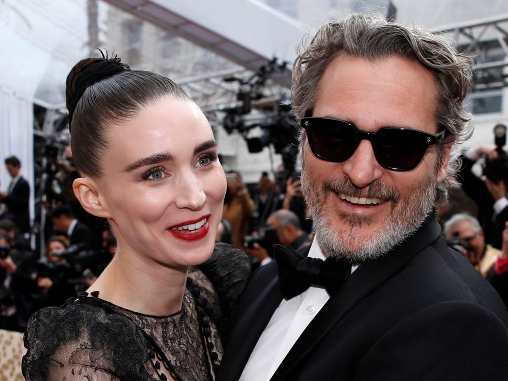 Joaquin Phoenix y Rooney Mara