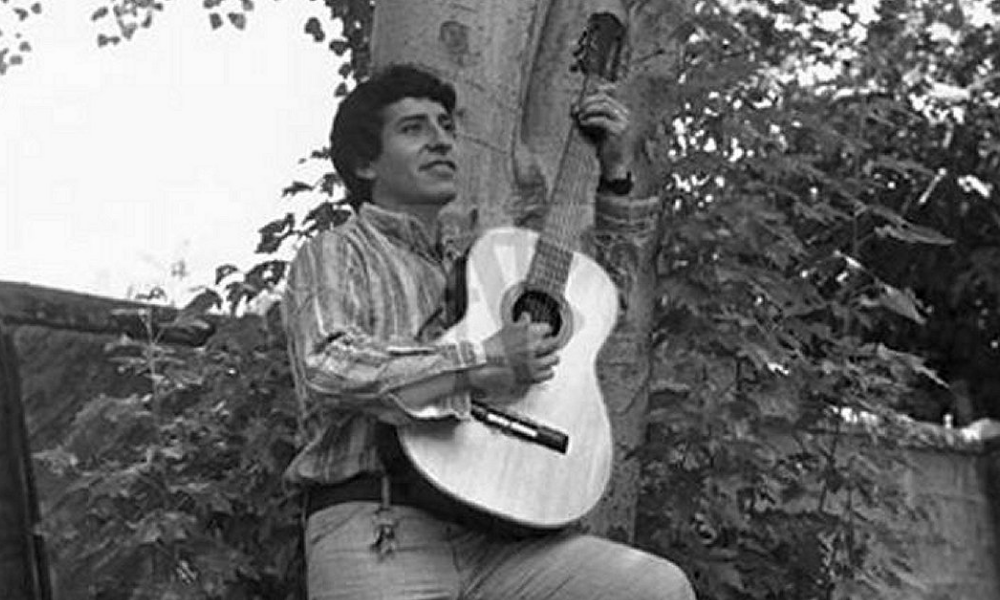 Victor Jara Mil Guitarras