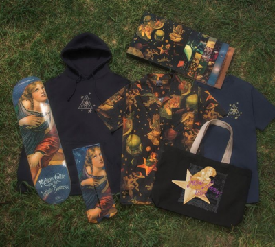 "Mellon Collie and the Infinite Sadness" de Smashing Pumpkins tiene una colección de ropa que vas a querer en tu clóset
