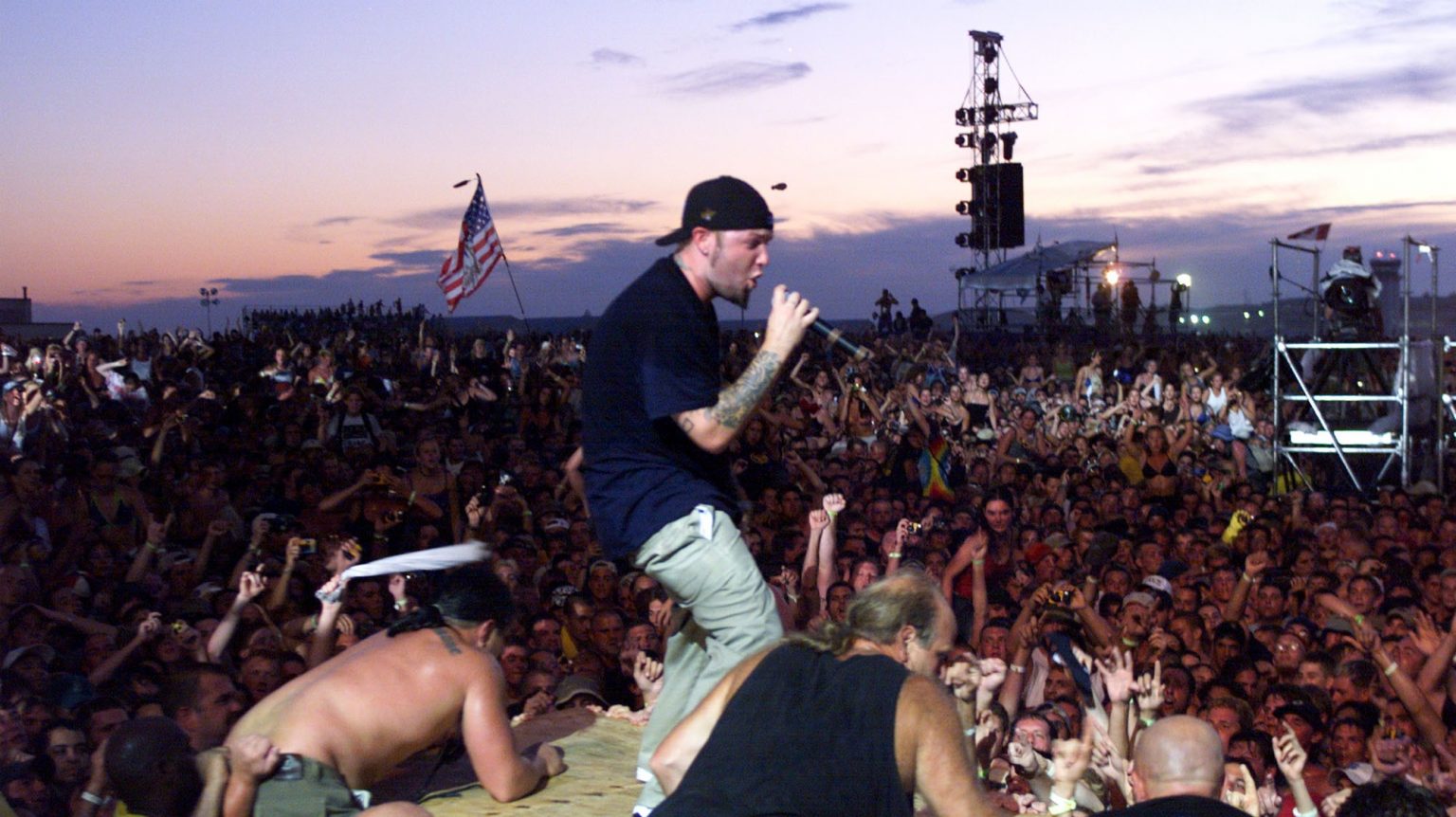 Woodstock 99 Netflix está producción una serie documental del festival