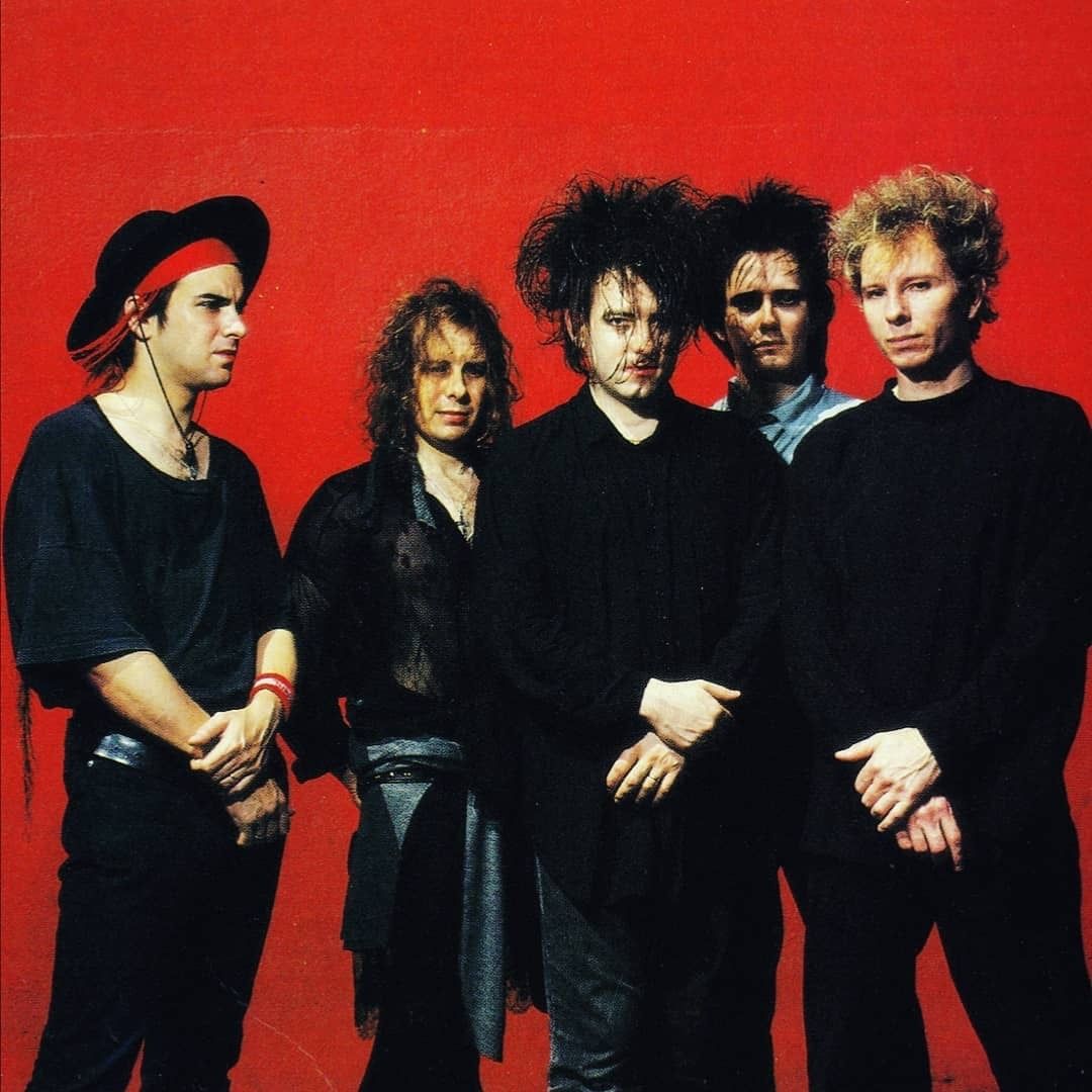 Cure. Начем the cure. The cure 2022. The cure группа группа. The cure фото группы.