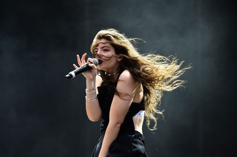 lorde redes sociales