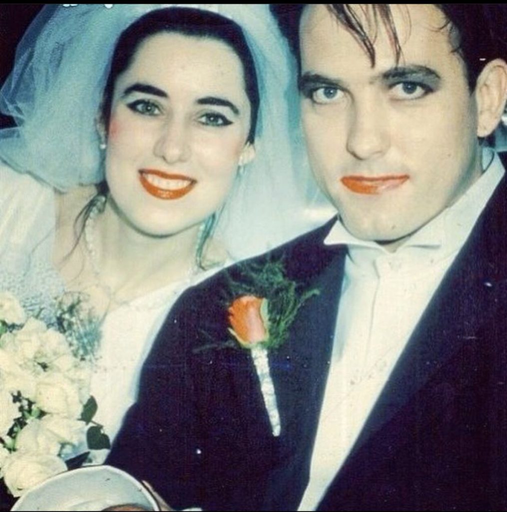 Un amor desde la infancia La tierna historia entre Robert Smith y Mary